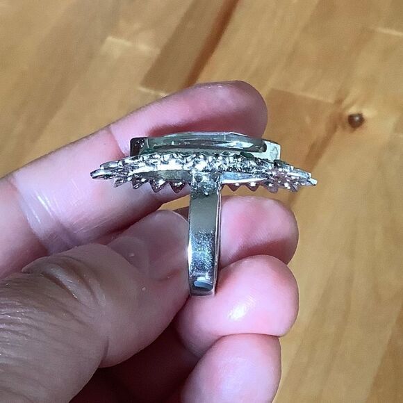 𝅺sterling SILVER GREEN PERIDOT/EMERALD RING SIZE US 7​​ - Picture 4 of 7